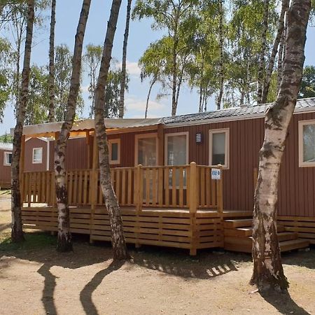 Mobil Homes Xxl2 4 Chambres - Camping Le Ranch Des Volcans Châtel-Guyon Kültér fotó